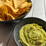 Tortilla Chips mit Guacamole